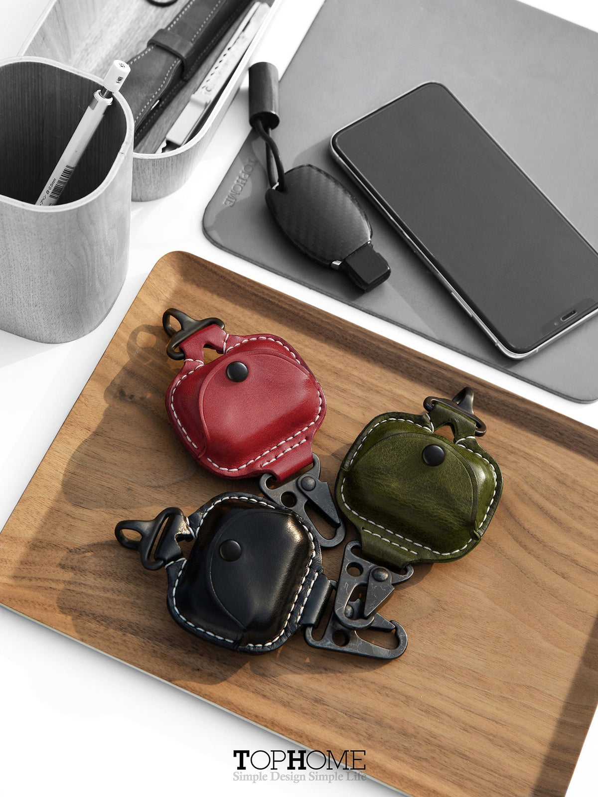 AirPods Pro Leather Strap Protective Case For AirPods Pro Headphone Case , with Fine Metal Carabiner/Earbuds Accessories --Grey